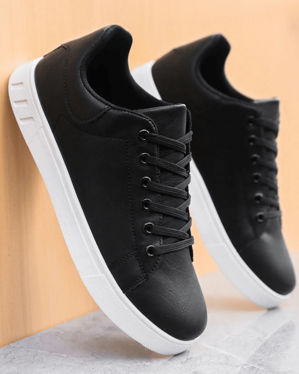 Corrado Classic Leather Sneakers - Luxoria