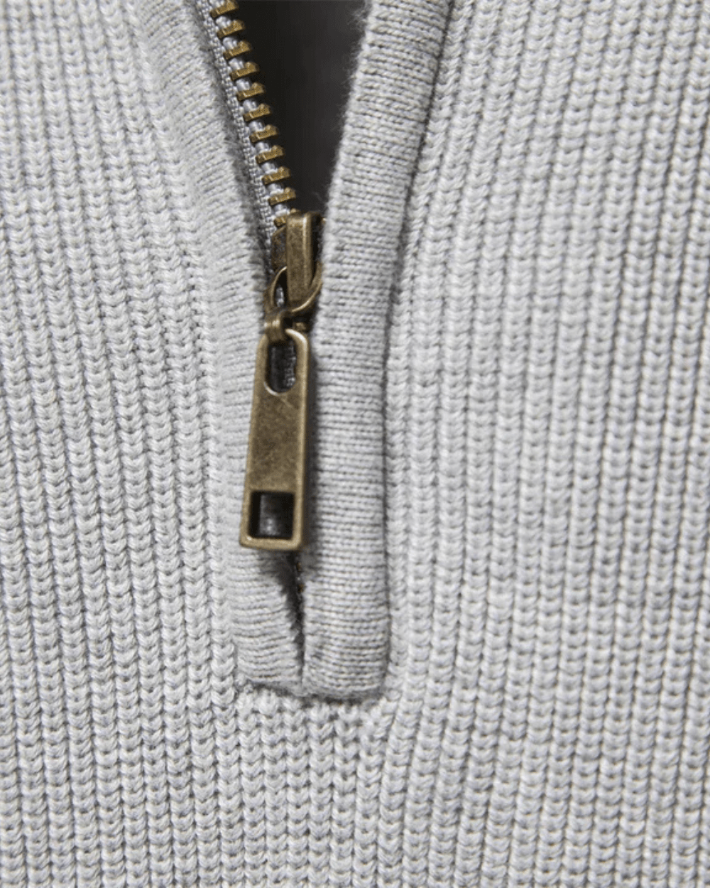 Salvatore Zip Sweater - Luxoria