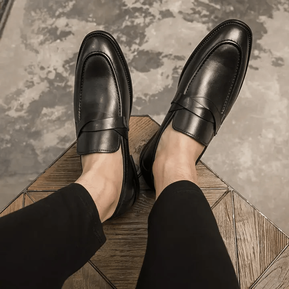 Chic Leather Loafers - Luxoria