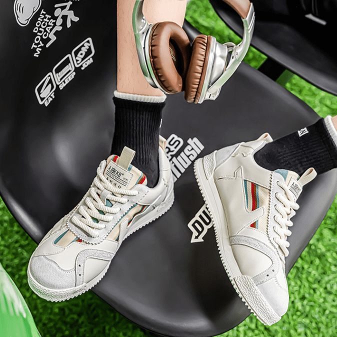 Elegant Retro Shoes - Luxoria