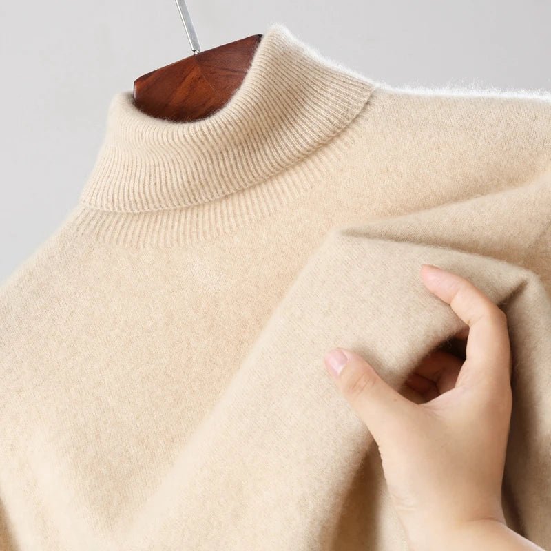 Elegant Wool Turtleneck - Luxoria