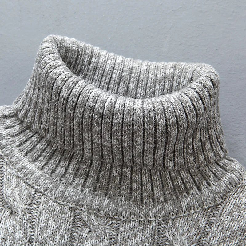 Chic Wool Turtleneck Sweater - Luxoria