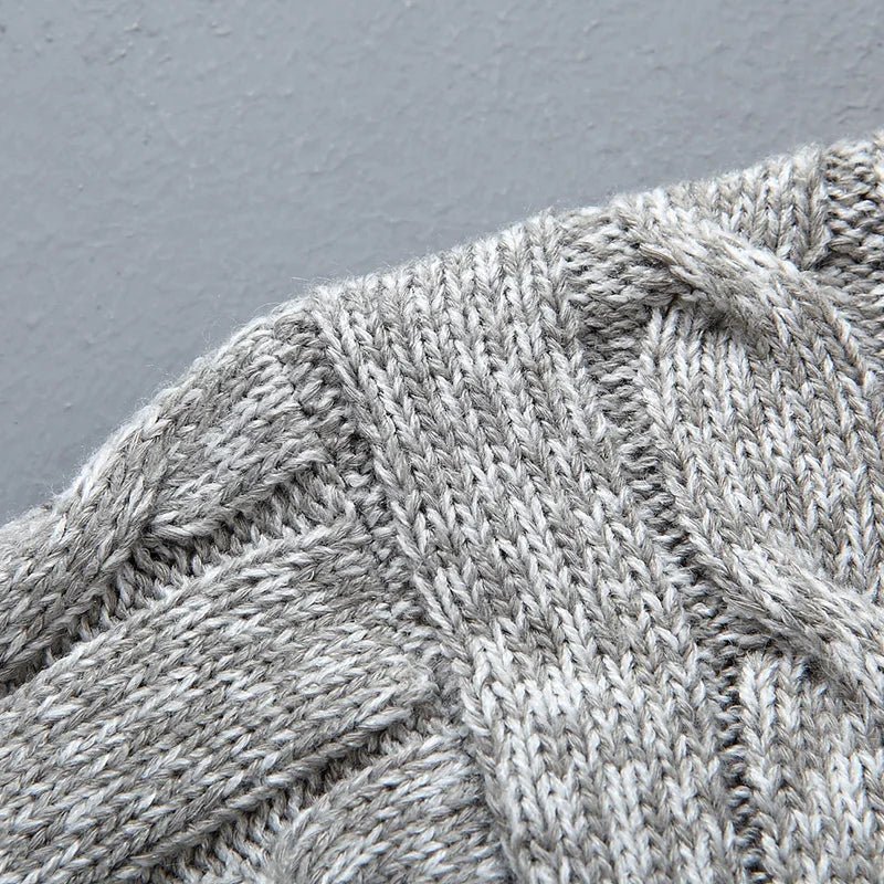 Chic Wool Turtleneck Sweater - Luxoria
